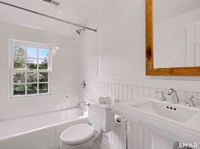 10 Cedar Lane, Weston CT 06683