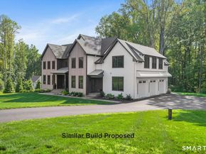 110 porters hill Road, Trumbull CT 06611