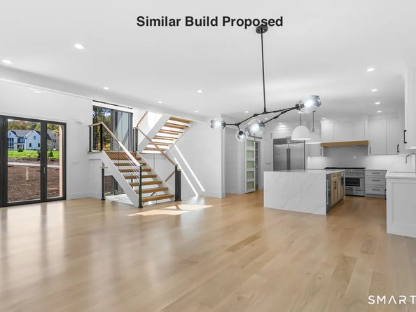 110 porters hill Road, Trumbull CT 06611