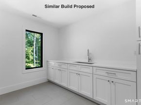 110 porters hill Road, Trumbull CT 06611