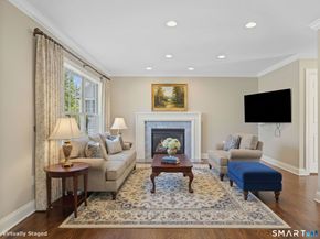 86 Forest Street S, New Canaan CT 06840
