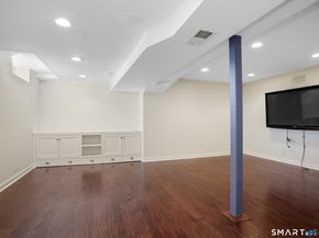 86 Forest Street S, New Canaan CT 06840