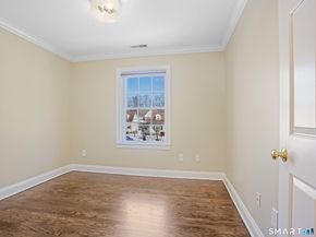 86 Forest Street S, New Canaan CT 06840