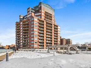 25 Forest Street 7D, Stamford CT 06901