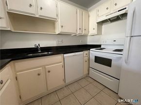 73 Courtland Avenue 163 ( 8), Stamford CT 06902