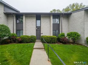 73 Courtland Avenue 163 ( 8), Stamford CT 06902