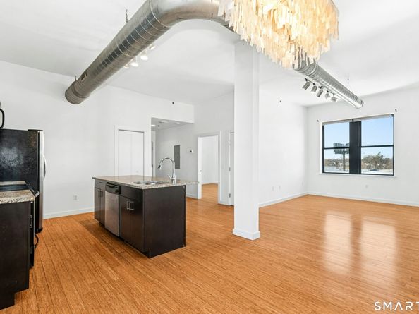 881 Lafayette Boulevard 4N, Bridgeport CT 06604