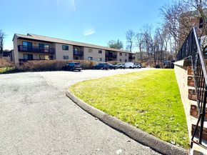 39 Woodway Road C5, Stamford CT 06907