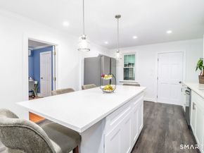 16 Raymond Street, New Canaan CT 06840