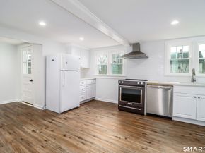 16 Raymond Street, New Canaan CT 06840
