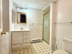 122 Summer Street 122, New Canaan CT 06840
