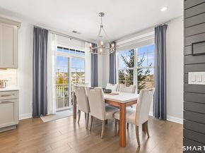 1 Brentwood Circle 1, Danbury CT 06810