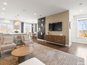 1 Brentwood Circle 1, Danbury CT 06810