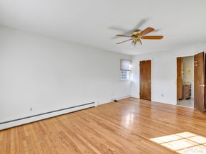 43 Limerick Road, Trumbull CT 06611