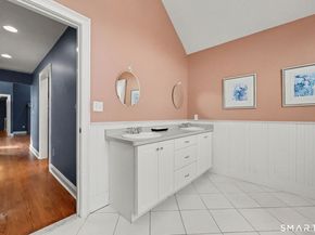 4386 Main Street, Stratford CT 06614