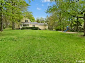 12 Heritage Drive, Danbury CT 06811