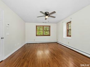 12 Heritage Drive, Danbury CT 06811