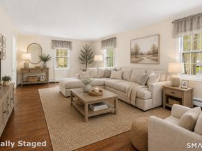12 Heritage Drive, Danbury CT 06811
