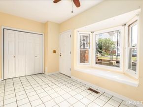 124-130 Deer Hill Avenue A20, Danbury CT 06810