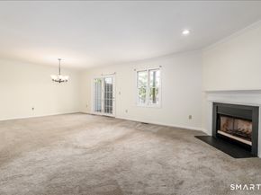 124-130 Deer Hill Avenue A20, Danbury CT 06810