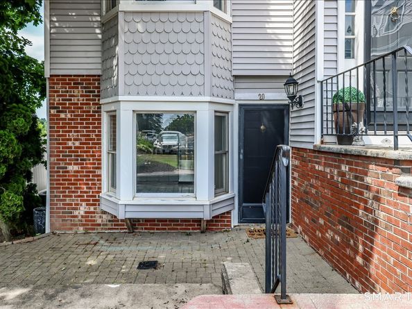 124-130 Deer Hill Avenue A20, Danbury CT 06810