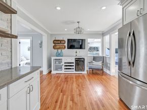 118 Shorefront Park, Norwalk CT 06854