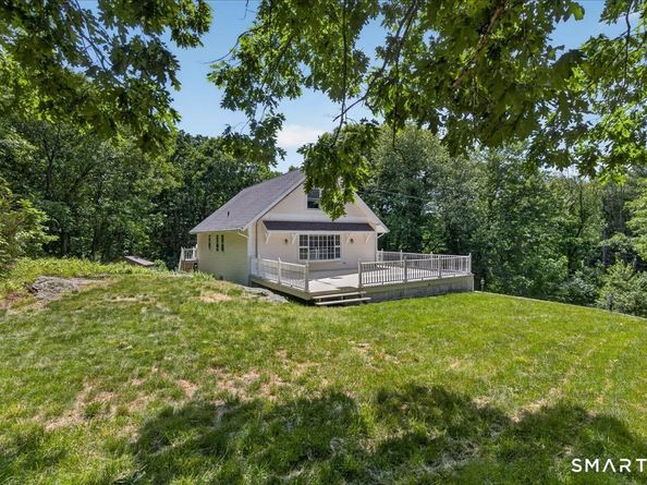22 Cloverdale Avenue, Shelton CT 06484