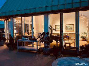 88 Southfield Avenue P6, Stamford CT 06902