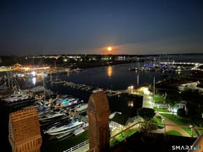 88 Southfield Avenue P6, Stamford CT 06902