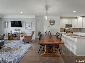 925 Old Pasture Drive 925, Danbury CT 06810