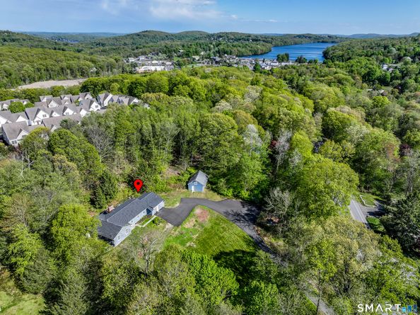 152 State Route 37, New Fairfield CT 06812