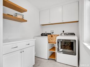 920 Old Post Road, Fairfield CT 06824