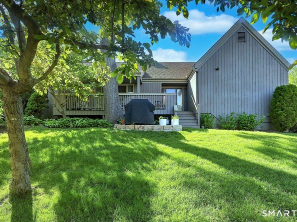 209 Acorn Lane B, Stratford CT 06614