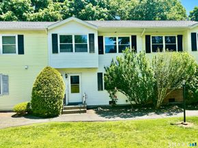 25 Padanaram Road 77, Danbury CT 06811