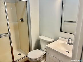 25 Padanaram Road 77, Danbury CT 06811