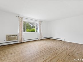 557 Glendale Avenue 557, Bridgeport CT 06606