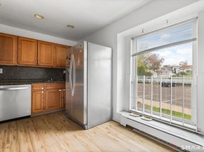 557 Glendale Avenue 557, Bridgeport CT 06606