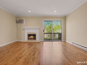 20 E Pembroke Road 28, Danbury CT 06811