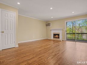 20 E Pembroke Road 28, Danbury CT 06811