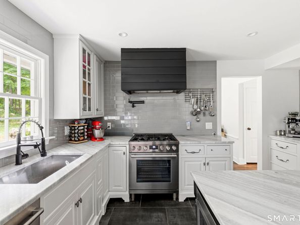 235 Newtown Turnpike, Weston CT 06883