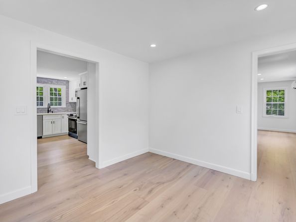 189 Tashua Road, Trumbull CT 06611
