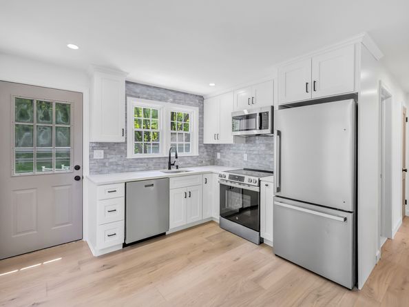 189 Tashua Road, Trumbull CT 06611