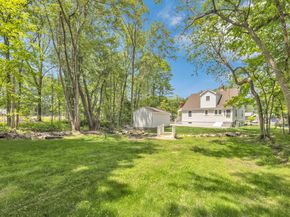 189 Tashua Road, Trumbull CT 06611