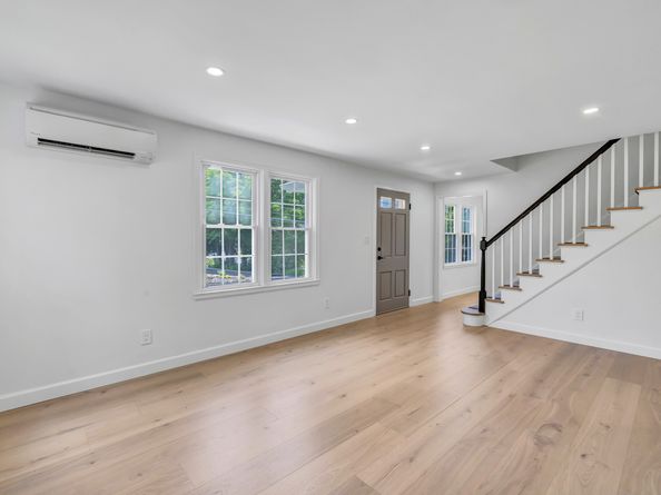 189 Tashua Road, Trumbull CT 06611