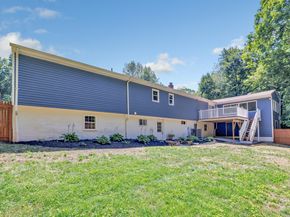 31 Parlor Rock Road, Trumbull CT 06611