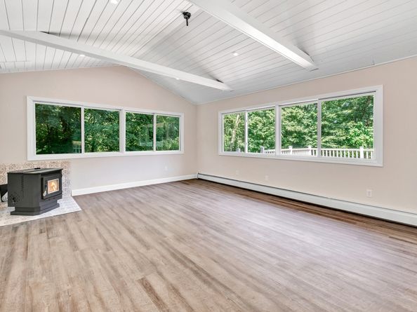 31 Parlor Rock Road, Trumbull CT 06611