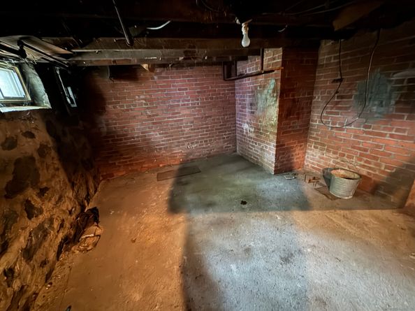 Undisclosed Address #24119392, Bridgeport CT 06604