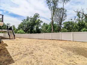 12 Deer Run Road, Brookfield CT 06804