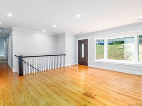 12 Deer Run Road, Brookfield CT 06804