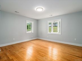 12 Deer Run Road, Brookfield CT 06804